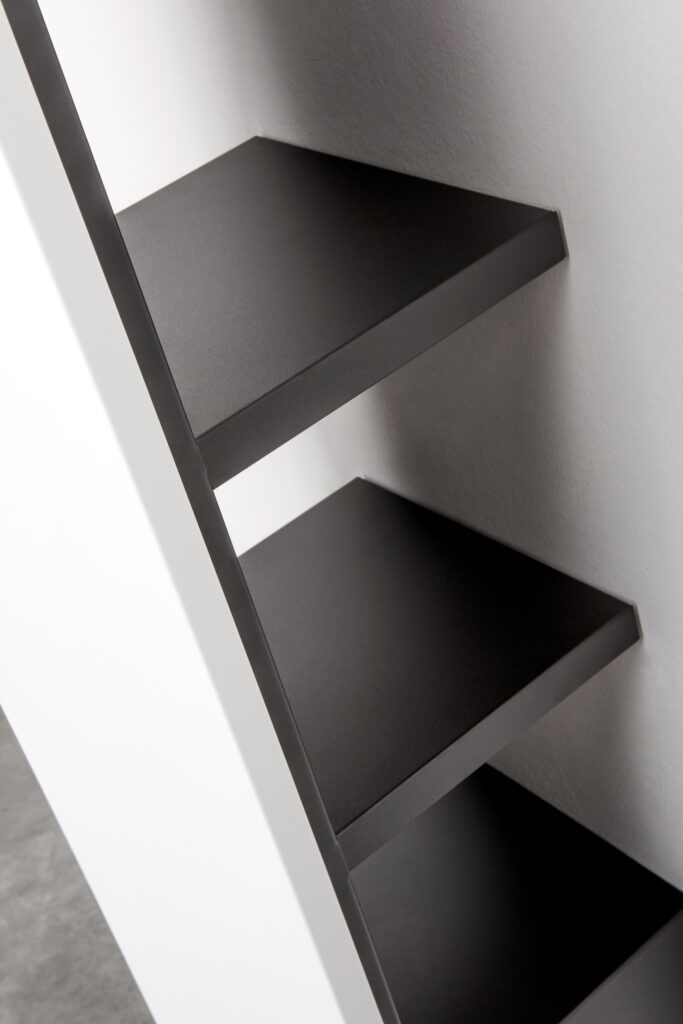 Set de baldas y barra perchero negro, para radiador VASCO NIVA BATH N1L1-118380318209005